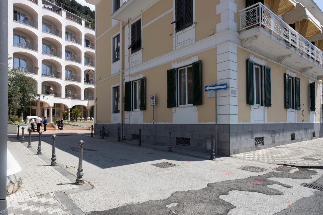 Sinonda Luxury Apartment Maiori Extérieur photo